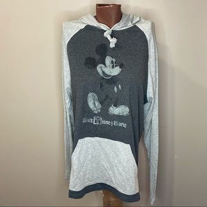 Mickey Mouse Disney sweater in Medium, grey&black